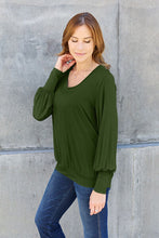 Load image into Gallery viewer, Basic Flare V-Neck Lantern Sleeve Top (multiple color options)