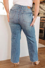 Load image into Gallery viewer, JUDY BLUE Bree High Rise Control Top Distressed Straight Jeans