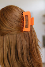 Load image into Gallery viewer, Claw Clip Set of 4 in Orange