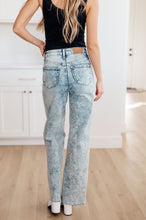 Load image into Gallery viewer, JUDY BLUE Dory High Waist Mineral Wash Raw Hem Wide Leg Jeans