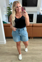 Load image into Gallery viewer, JUDY BLUE Willa High Rise Cutoff Shorts