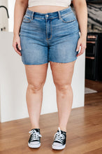 Load image into Gallery viewer, JUDY BLUE Willa High Rise Cutoff Shorts