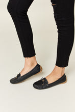 Load image into Gallery viewer, Slip On Bow Flats Loafers