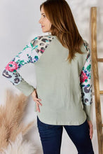 Load image into Gallery viewer, Just Go With It Printed Round Neck Top