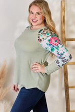 Load image into Gallery viewer, Just Go With It Printed Round Neck Top
