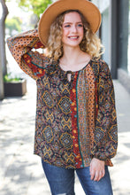 Load image into Gallery viewer, Weekend Ready Black &amp; Rust Paisley Raglan Keyhole Tie Top
