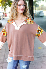 Load image into Gallery viewer, Charming Caramel Floral Print Colorblock Notch Neck Top
