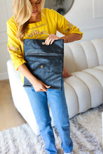 Load image into Gallery viewer, Ballerina Fold Over Gold O-Ring Faux Leather Clutch in Black
