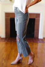 Load image into Gallery viewer, Cut Loose High Rise Washed Distressed Cropped Pants in Ash Black
