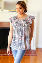 Load image into Gallery viewer, Everyday Gray &amp; Coral Tie Dye Frilled Short Sleeve Yoke Top
