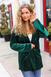 Holiday Stunner Velvet Lapel Blazer in Hunter Green