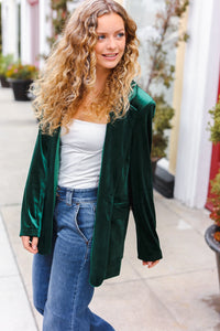 Holiday Stunner Velvet Lapel Blazer in Hunter Green