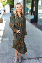 Load image into Gallery viewer, Hunter Green Floral Print Notched Neck Tiered Maxi Dress
