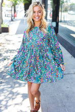 Load image into Gallery viewer, Spread Joy Hunter Green Floral Frill Sleeve Dress
