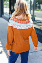 Load image into Gallery viewer, Rust Plaid &amp; Leopard Color Block Tone Hacci Pullover
