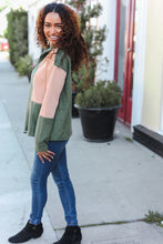 Load image into Gallery viewer, Winter Vibes Fleece Zip Up Cinched Hem Pullover in Taupe/Green
