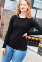 Load image into Gallery viewer, Simple Solutions Cotton Crew Neck Long Sleeve T-Shirt in Black
