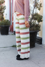 Load image into Gallery viewer, Holiday Vibes Rose &amp; Green Fleece Plaid Drawstring Jogger
