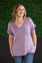 Load image into Gallery viewer, Sierra Pocket Short Sleeve Top in Dusty Purple
