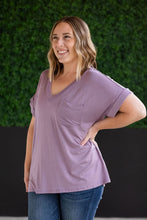 Load image into Gallery viewer, Sierra Pocket Short Sleeve Top in Dusty Purple
