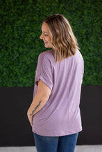 Load image into Gallery viewer, Sierra Pocket Short Sleeve Top in Dusty Purple
