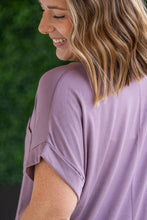 Load image into Gallery viewer, Sierra Pocket Short Sleeve Top in Dusty Purple
