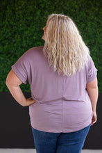 Load image into Gallery viewer, Sierra Pocket Short Sleeve Top in Dusty Purple
