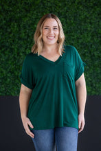 Load image into Gallery viewer, Sierra Pocket Short Sleeve Top in Hunter Green
