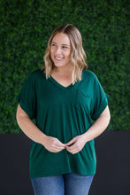 Load image into Gallery viewer, Sierra Pocket Short Sleeve Top in Hunter Green
