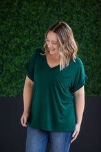 Load image into Gallery viewer, Sierra Pocket Short Sleeve Top in Hunter Green
