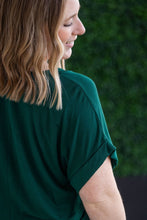 Load image into Gallery viewer, Sierra Pocket Short Sleeve Top in Hunter Green
