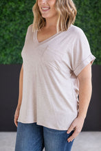 Load image into Gallery viewer, Sierra Pocket Short Sleeve Top in Oatmeal
