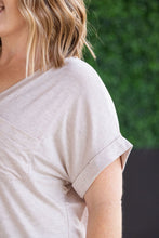 Load image into Gallery viewer, Sierra Pocket Short Sleeve Top in Oatmeal
