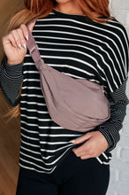 Load image into Gallery viewer, Essentially Everything Round Mini Crossbody Bag in Lavender
