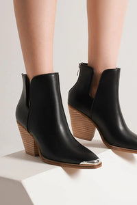 Pointed Metal-Tip Toe Block Heel Ankle Boots in Black