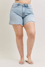 Load image into Gallery viewer, JUDY BLUE Evelyn Mid Rise Rigid Magic Dad Shorts
