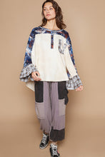 Load image into Gallery viewer, POL Round Neck Plaid Contrast Star Patch Blouse
