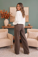 Load image into Gallery viewer, JUDY BLUE Washed Brown Jeans That Mean Business
