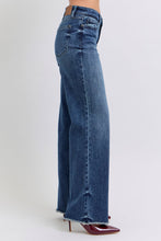 Load image into Gallery viewer, Judy Blue Raw Hem Mid Rise Jeans
