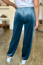 Load image into Gallery viewer, Pocketed Elastic Waist Joggers (multiple color options)
