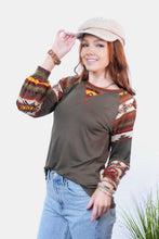 Load image into Gallery viewer, Geometric Round Neck Long Sleeve Top
