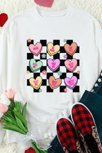 Load image into Gallery viewer, Valentine&#39;s Day Checkered Heart Long Sleeve Sweatshirt
