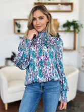 Load image into Gallery viewer, Printed Smocked Long Sleeve Blouse
