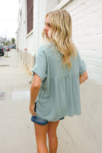 Load image into Gallery viewer, Casual Chic Sage Linen Notch Neck Dolman Short Sleeve Top
