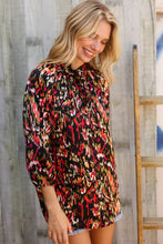 Load image into Gallery viewer, Evening Sunset Scribble Button Down Blouse
