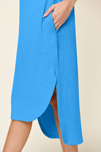 Round Neck Short Sleeve Slit Dress (2 color options)