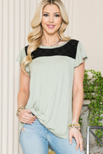 Load image into Gallery viewer, Contrast Round Neck Flounce Sleeve Top
