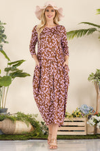 Load image into Gallery viewer, Leopard Contrast Dress with Pockets
