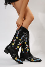 Load image into Gallery viewer, Embroidered Point Toe Block Heel Boots
