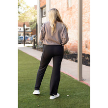 Load image into Gallery viewer, The Madison - Black Straight Leg Leggings with Pockets - Luxe by Julia Rose®
